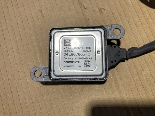 Sensor NOx VW Skoda Seat 04L907805C image 2