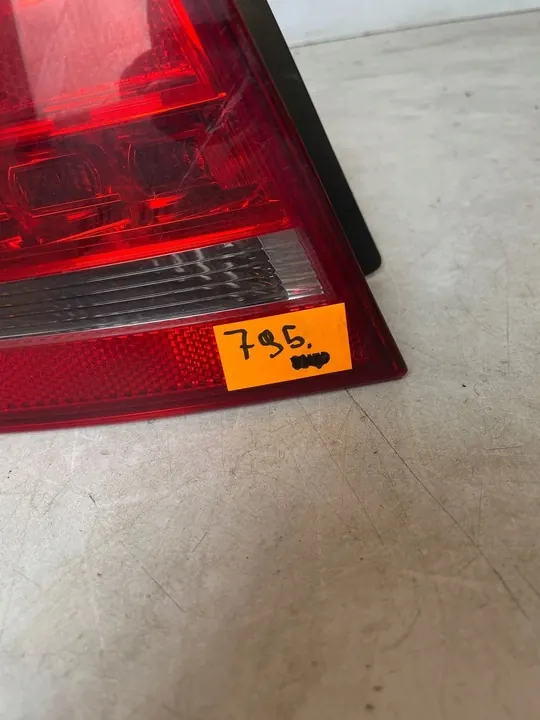 Lámpara trasera izquierda AUDI A4 (8EC, B7) 2.0L diésel 2011 image 3