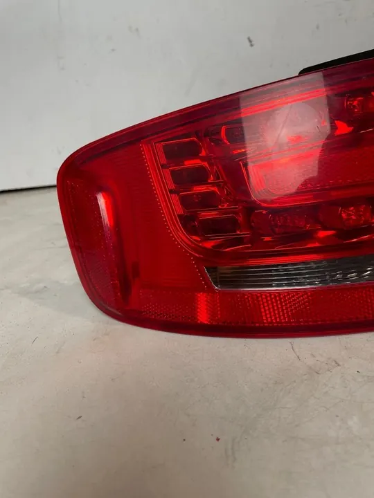 Lámpara trasera izquierda AUDI A4 (8EC, B7) 2.0L diésel 2011 image 4