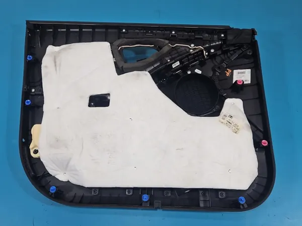 OEM 82302-2Y0139P Framdörrshöger Inredning Hyundai IX35 image 3