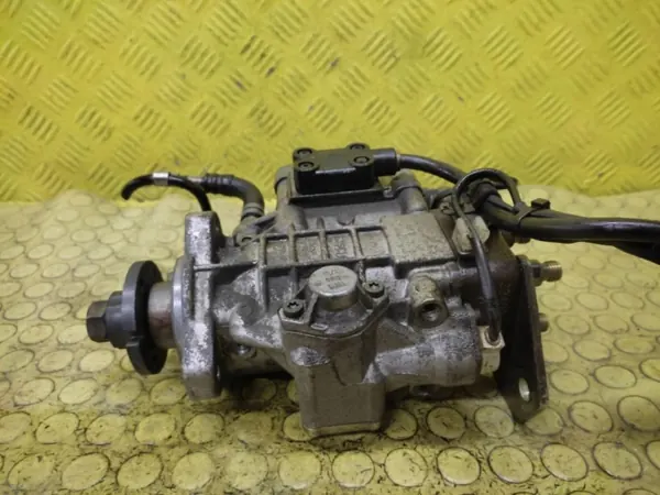 Ruiskutuspumppu Skoda OE 0460404972 Octavia I 1.9 SDI:lle image 6
