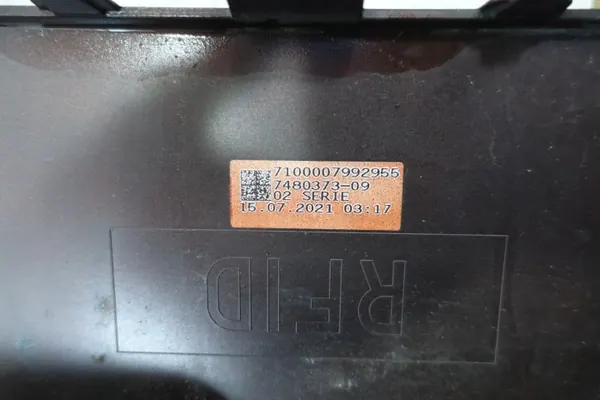OEM 7480370 etupuskuri BMW 2-sarja F45/F46 LCI:lle image 10