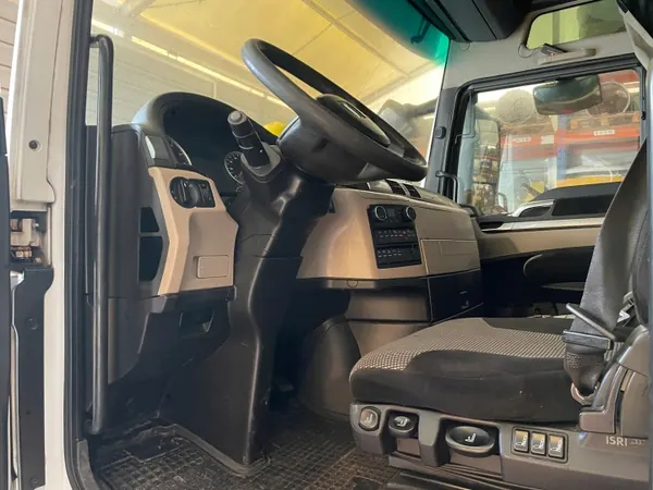 Cabina completa MAN TGX XXL Euro 6 - OEM KABINA81MANXXL image 8