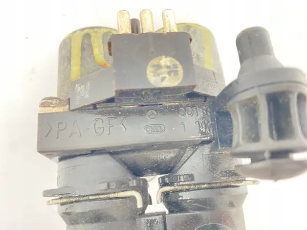 Válvula calefacción agua OEM 0018307884 Mercedes W210 image 10