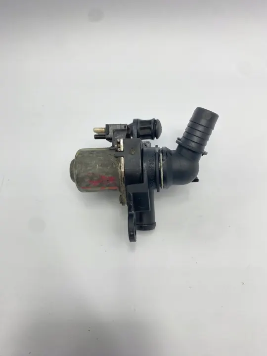 Válvula calefacción agua OEM 0018307884 Mercedes W210 image 3