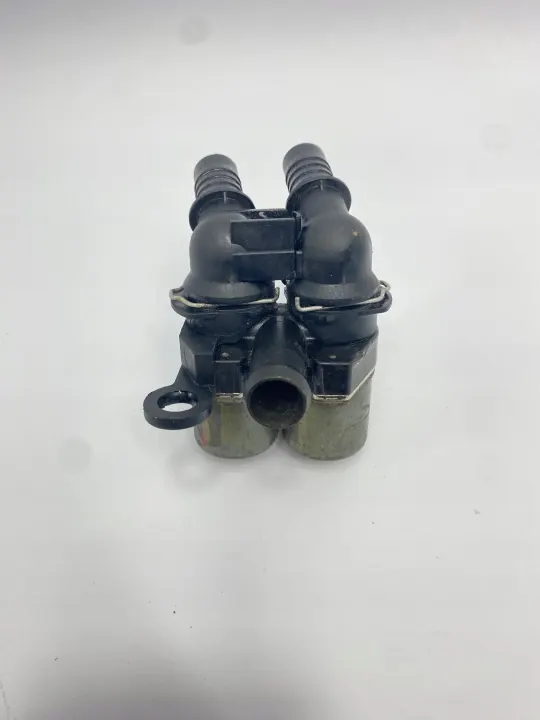 Válvula calefacción agua OEM 0018307884 Mercedes W210 image 4