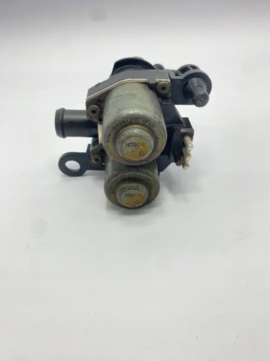 Válvula calefacción agua OEM 0018307884 Mercedes W210 image 7