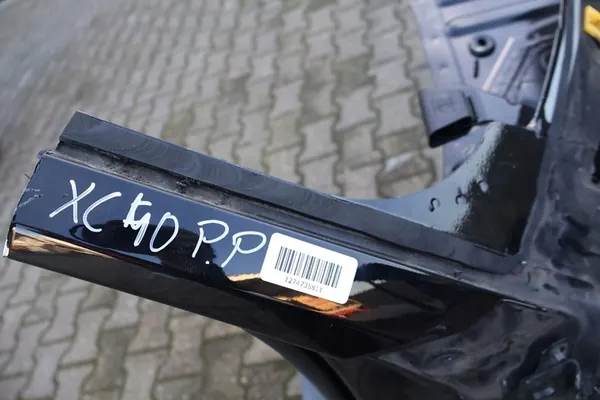 VOLVO XC40 Panneau latéral avant droit '019 OEM image 6