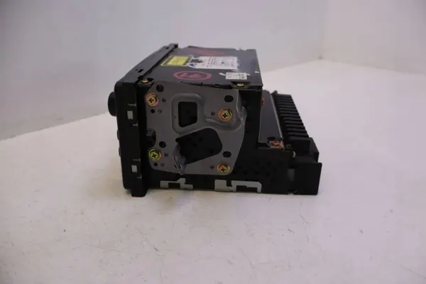 Toyota Avensis Verso CD-radio OEM 86120-44080 image 5