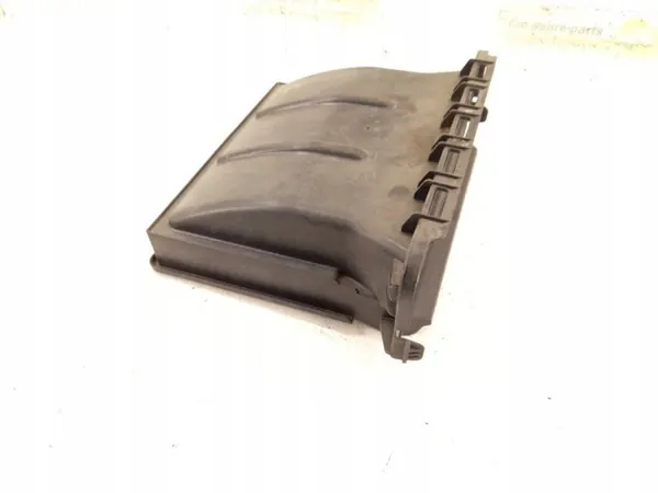 Mercedes-Benz kupéfilterhölje OEM A2138307400 image 4