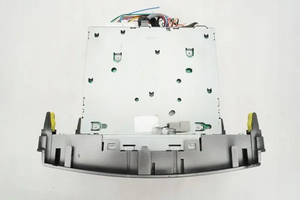 Toyota Verso Radio Navigation OEM 86140-0F020 image 9