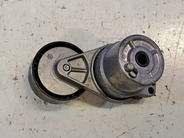 Tensor de correa de distribución Mercedes-Benz C W205 2016 image 2