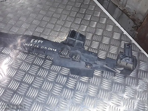 Capa inferior do motor Opel Meriva 2011 13334028 image 2