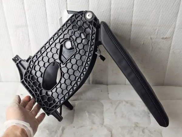 OEM 3V0864207 Middenconsole Armsteun Skoda Superb III image 4