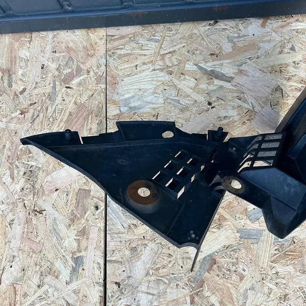 Oikea Eturengas Dacia Sandero 638407780R image 2