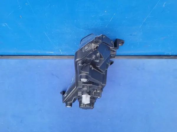 Hyundai i20 DRL Halogéneo Esquerdo OEM 92207-Q0450 image 5