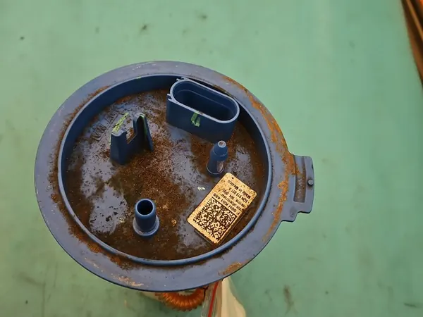 Brandstofpomp VW Tiguan II 1.5 TSI 5QN919051A image 5