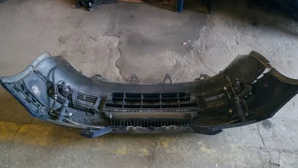 Paraurti anteriore Volkswagen TOURAN I image 5