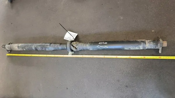 BMW OEM Drivaxel för 635 CSi Automatväxellåda image 2