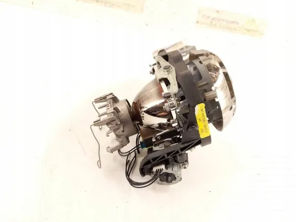 Mercedes-Benz C W204 Headlight Cover 2048209061 image 4