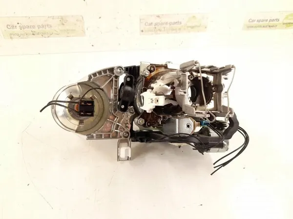 Mercedes-Benz C W204 Headlight Cover 2048209061 image 6