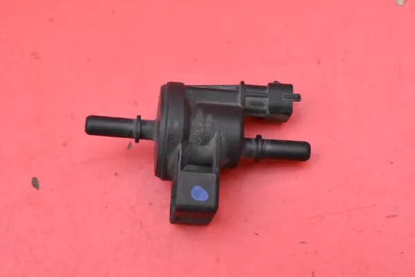 Brandstof terugslagklep OEM 12591334 voor Saturn Vue II image 2