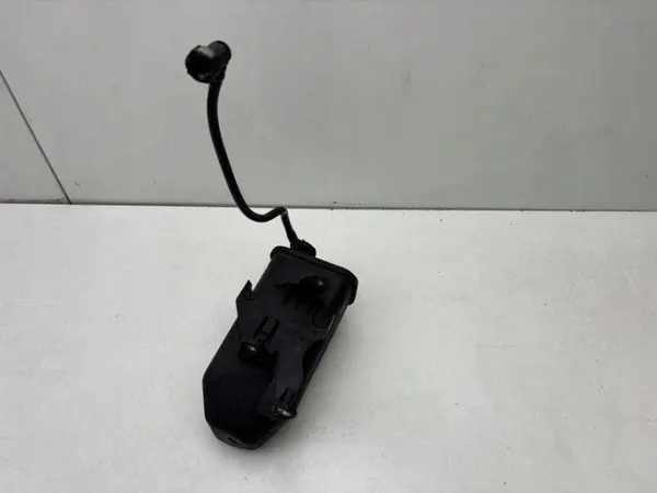 OEM 1K0201801 Bränsleångakolfilter för Skoda image 3
