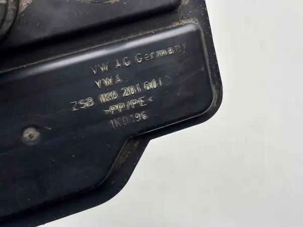 OEM 1K0201801 Bränsleångakolfilter för Skoda image 6