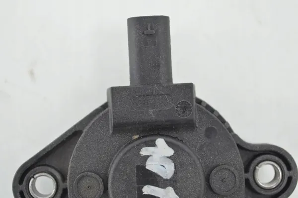 Válvula de ajuste do comando de válvulas KIA Niro 2021 2435703HA0 image 4