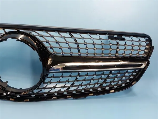 Grilli Mercedes GLC W253 X253 C253 AMG A2538880000 image 5