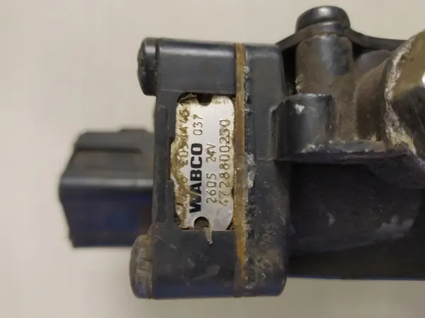 VANNE DE SUSPENSION AIR ECAS VOLVO WABCO image 3