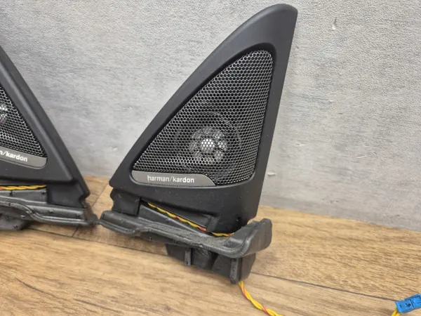 Alto-falantes triângulo BMW OEM 9226357 Harman Kardon image 3