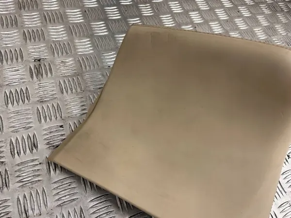 Tesla Model X Asbakpaneel OEM 100231002D image 5