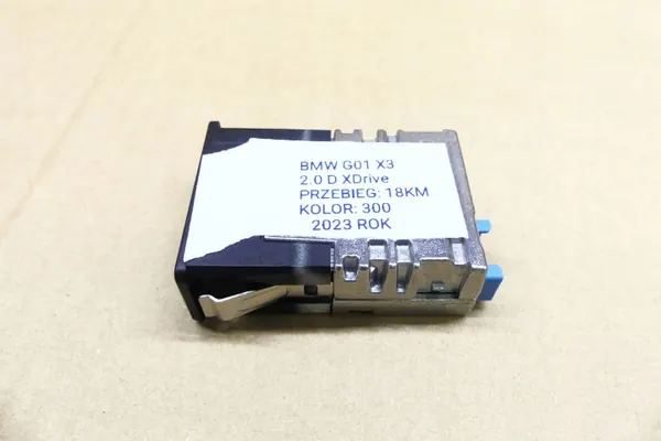 BMW OE 5A84160 USB-poort voor X3 G01 LCI 20dX xDrive image 3