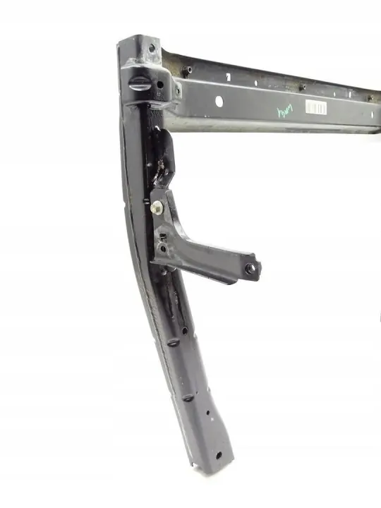 Barre de renfort radiateur avant Volvo XC40 OEM 32329018 image 8