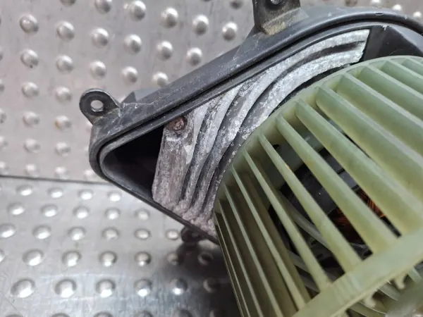 Blazermotor OEM S26301761 voor Peugeot 306 1996- image 5