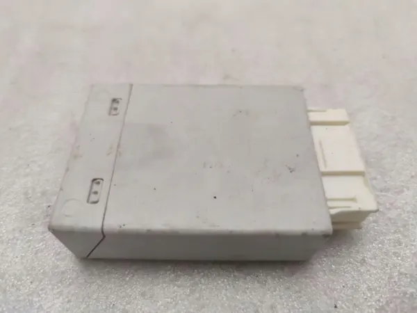 Módulo de Controle de Suspensão Pneumática BMW X5 E70 OEM 6793163 image 3