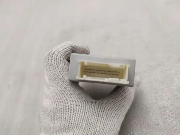 Módulo de Controle de Suspensão Pneumática BMW X5 E70 OEM 6793163 image 4