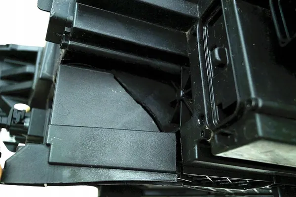 Farol dianteiro esquerdo VW Tiguan II Lift LED image 6