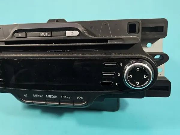 Alfa Romeo OEM 1560968770 Tehdasradio image 3
