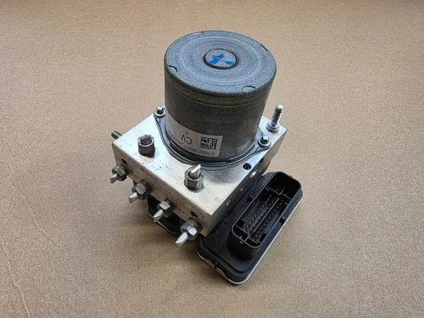 Pompe ABS OEM 476601495R pour Renault Clio V image 2