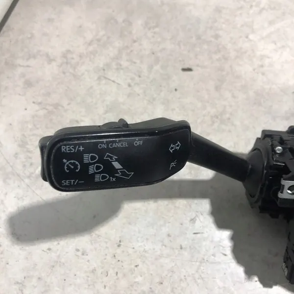 Kombischalter Seat Leon (5F) 5Q0953507AJ image 2