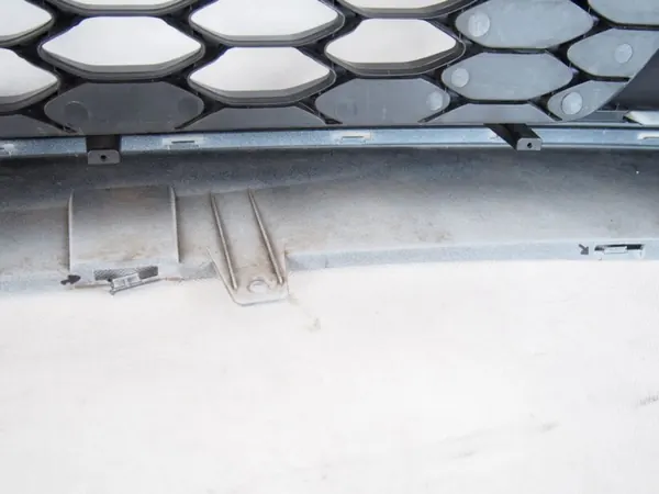 Pare-chocs avant Kia Ceed 3 III 18-21 OEM d'occasion image 8