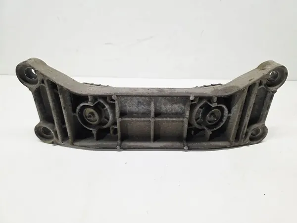 Support de boîte OEM 50548492 pour Alfa Romeo Giulia QV image 3