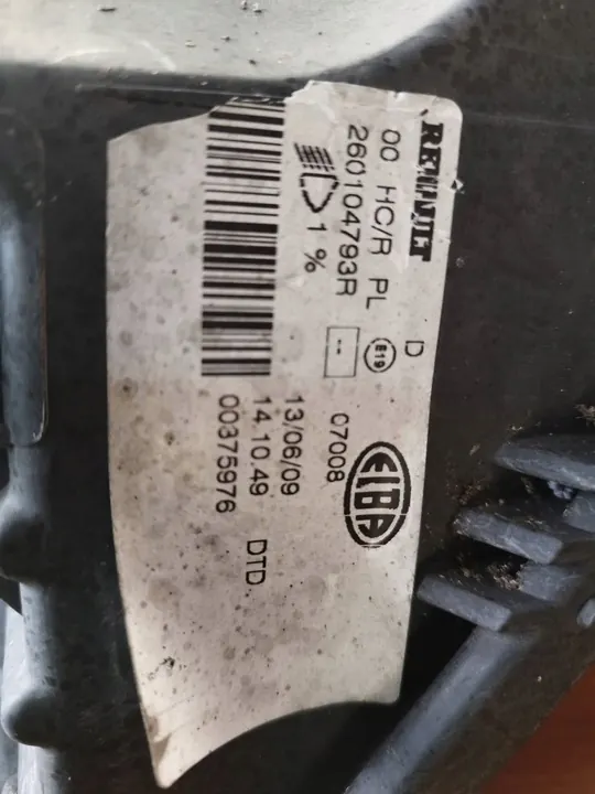 Oikea etuvalaisin Dacia Sandero 260104793R image 5