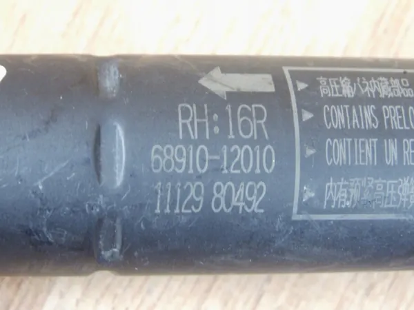 Ressort à gaz Toyota OEM 68910-12010 pour Corolla 2023 image 3
