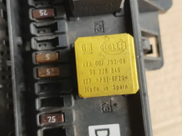 Módulo BSI / OPEL ASTRA H / 13181276 DM image 10