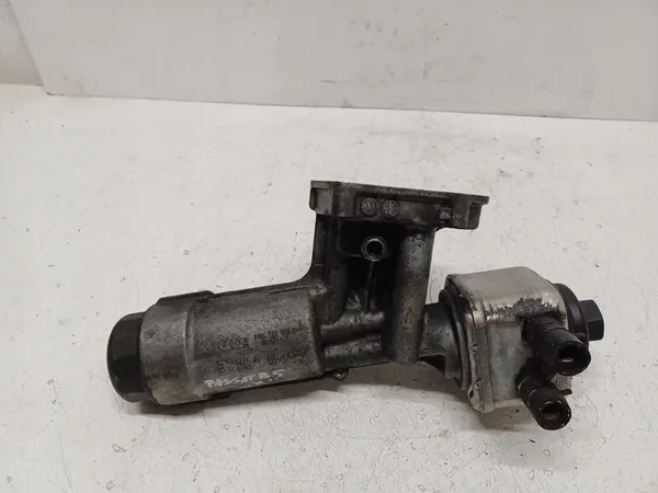 Oljefilterbas VW PASSAT B5 96-1.9TDI 038115389B image 3