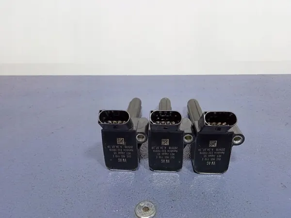 SKODA FABIA III 1.0 TSI Conjunto de Bobinas de Ignição 04C905110E image 2