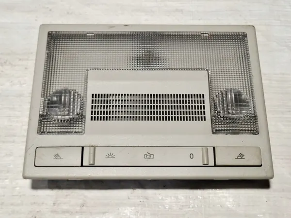OEM 6Q0947105H Etuohjaamon Valo VW Cross Pololle image 2